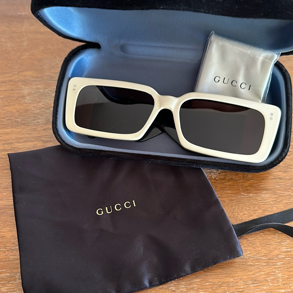 Gucci rectangle sunglasses